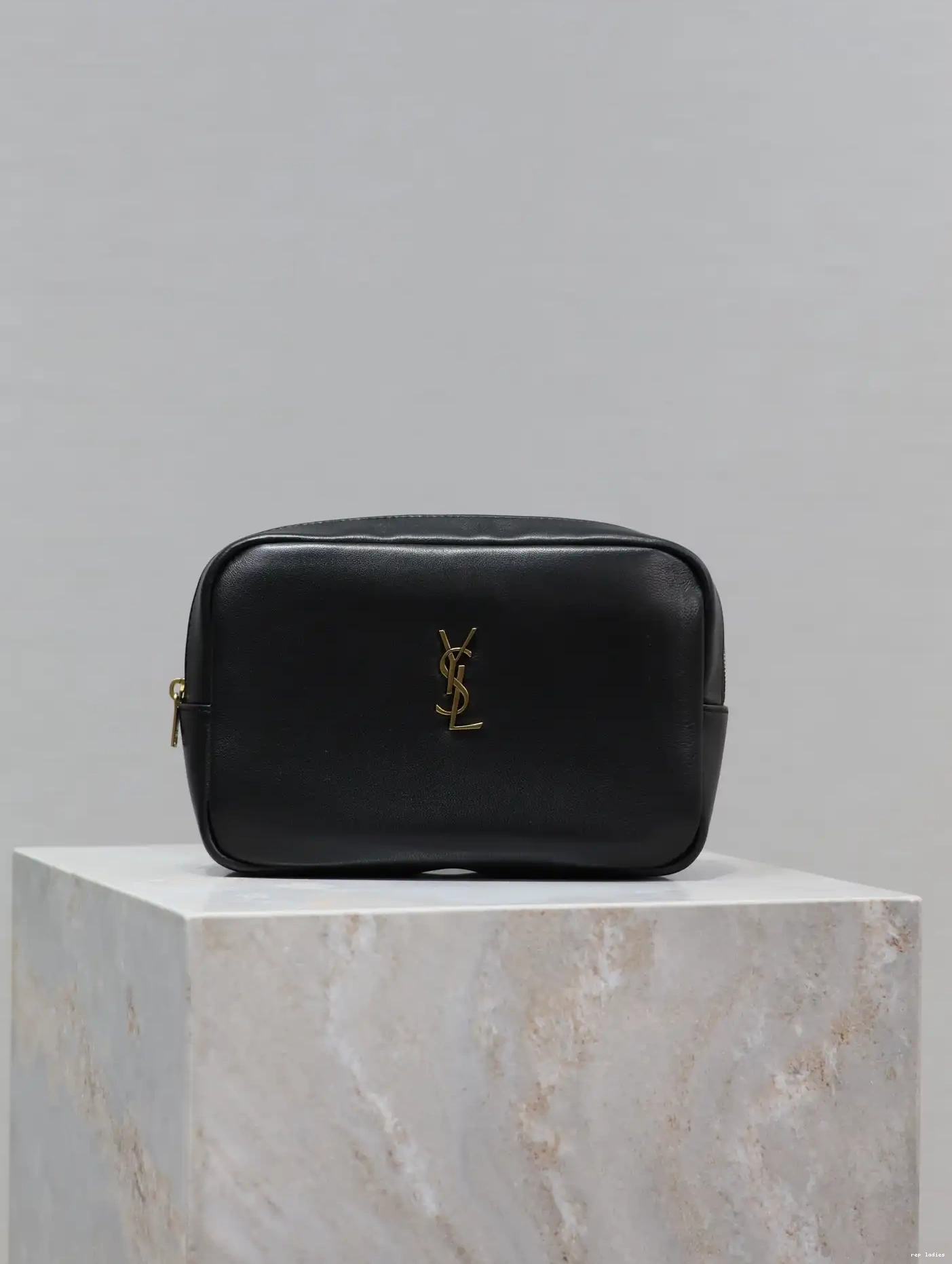 Rep ladies REP YSL COSMETIC LAMBSKIN IN CALYPSO POUCH 0703